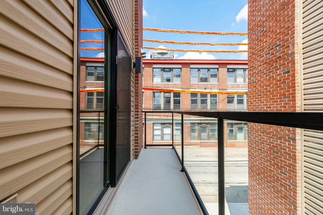 1649 N 6th St - Photo 4 of 4