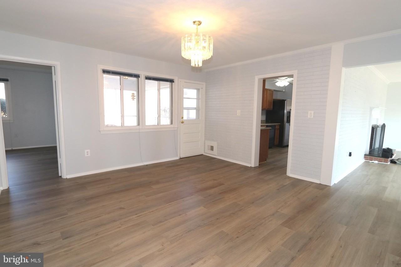 10932 Fairchester Dr - Photo 6 of 21