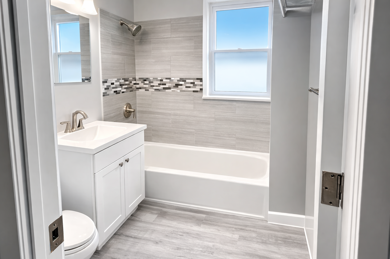 843 E Marquette Rd - Photo 4 of 5