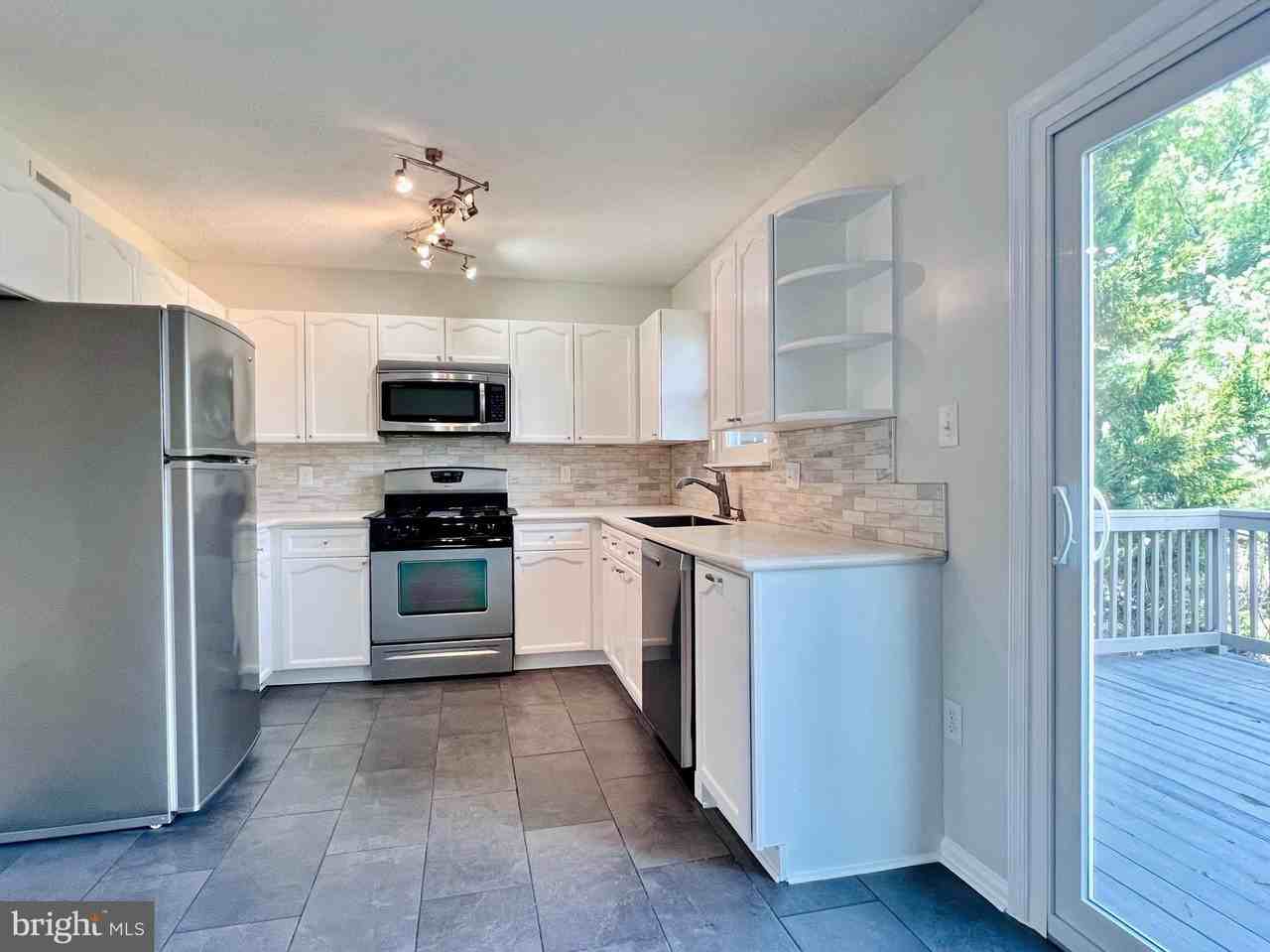 20718 Apollo Ter - Photo 6 of 24