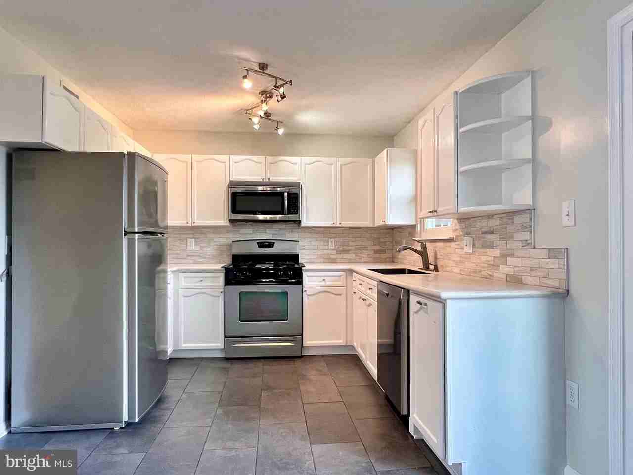 20718 Apollo Ter - Photo 7 of 24