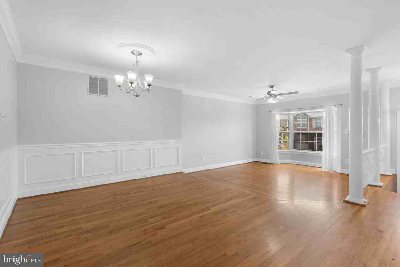 46613 Silhouette Sq - Photo 6 of 33