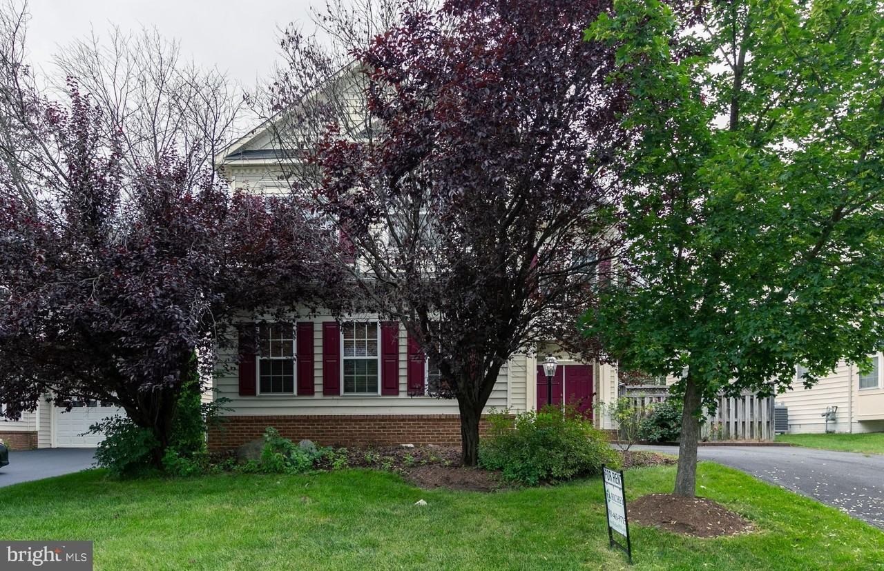 21935 Windover Dr - Photo 7 of 50