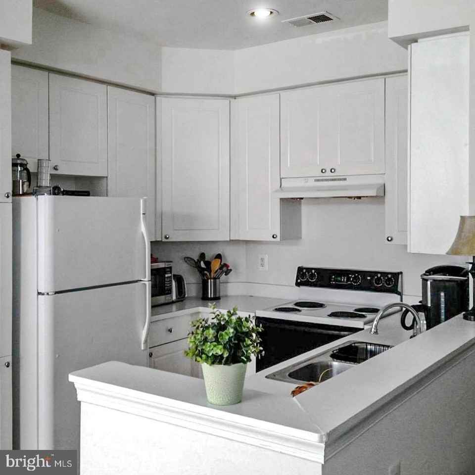 4052 Cressida Pl Unit 73 - Photo 2 of 3