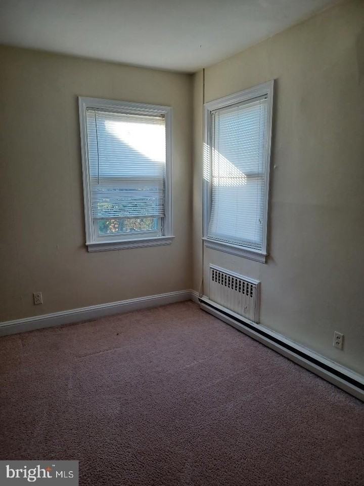 515 Carter St #C - Photo 6 of 12
