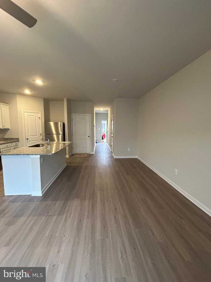 30 Cramsford St - Photo 4 of 12