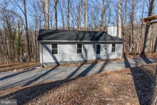 462 Wild Rose Ln - Photo 1 of 1