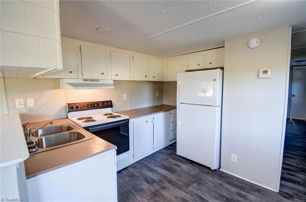 5626 Spainhour St - Photo 5 of 15