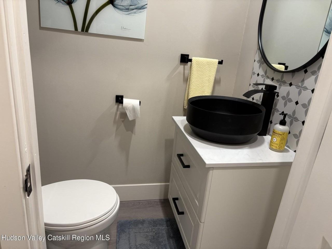 204 Village Ct - Photo 5 of 21