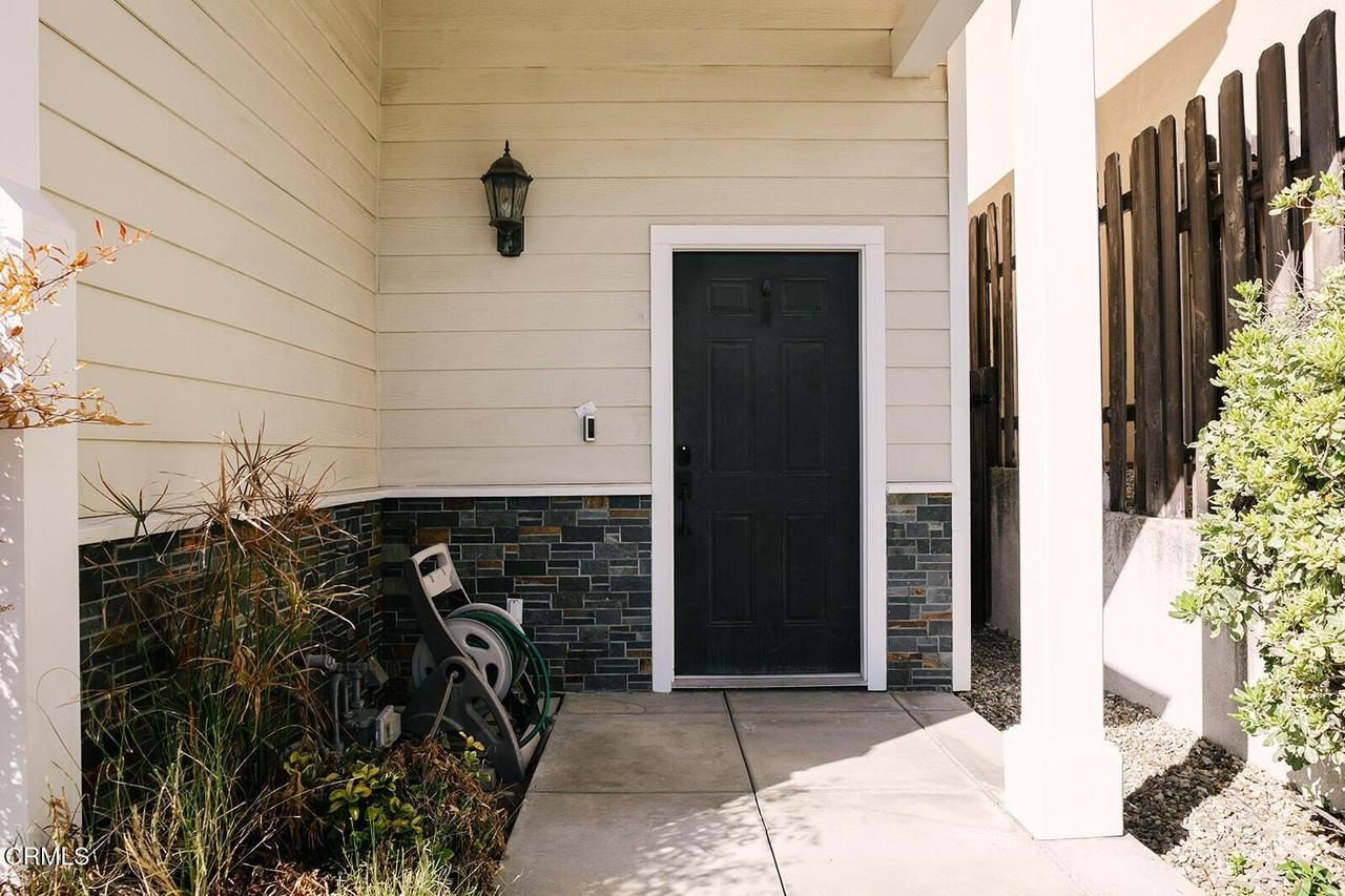 2409 Olive Ave - Photo 7 of 50