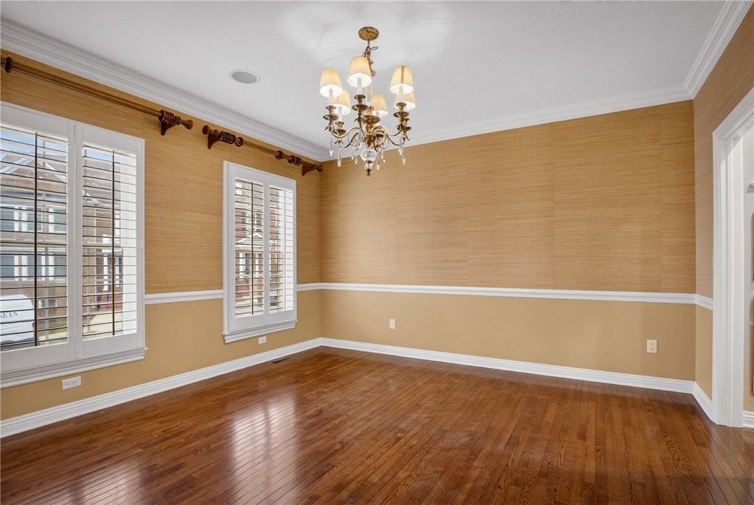 402 Georgetowne Ct - Photo 4 of 48