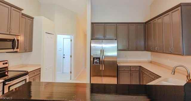 2721 Nw 21st Ter - Photo 3 of 21