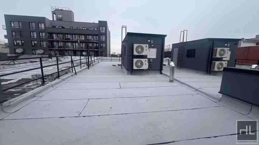 900 Rogers Ave - Photo 6 of 10