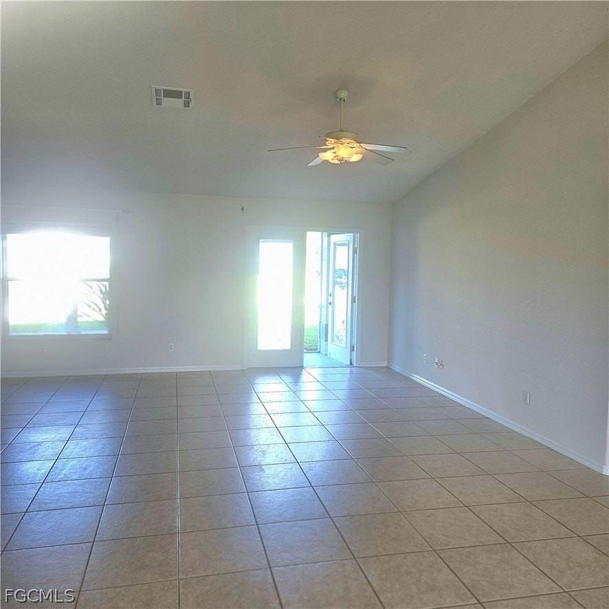 3315 Sw 8th Ct - Photo 4 of 40