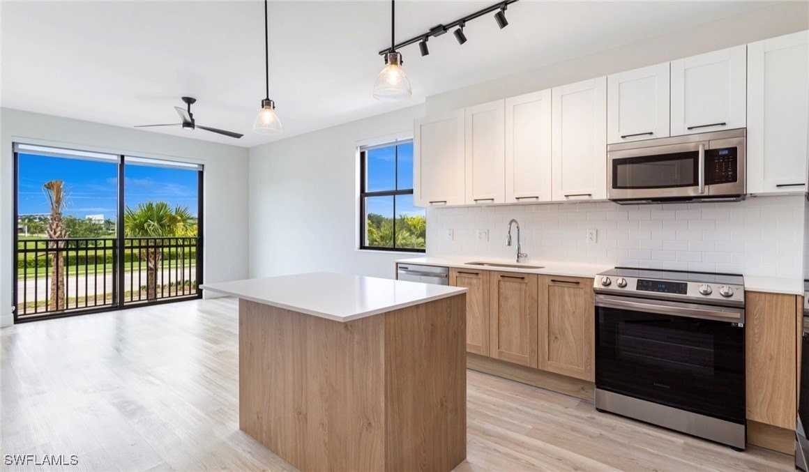 22980 Vista Edera Cir Unit 1-302 #1-302 - Photo 2 of 38