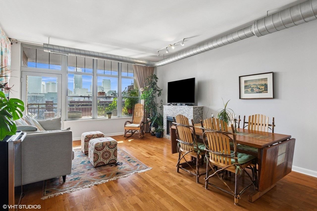 1200 W Monroe St Apt 805 #805 - Photo 6 of 21