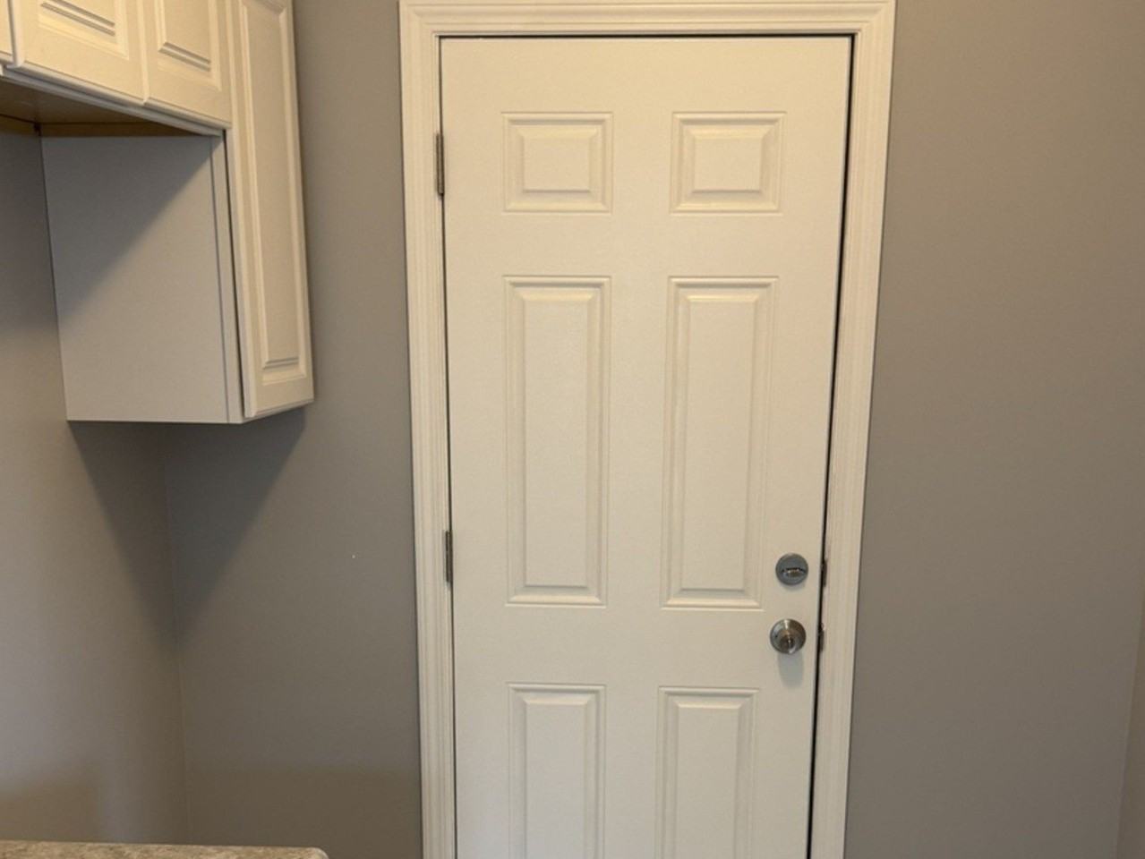 7645 S Cottage Grove Ave Apt 6 #6 - Photo 6 of 8