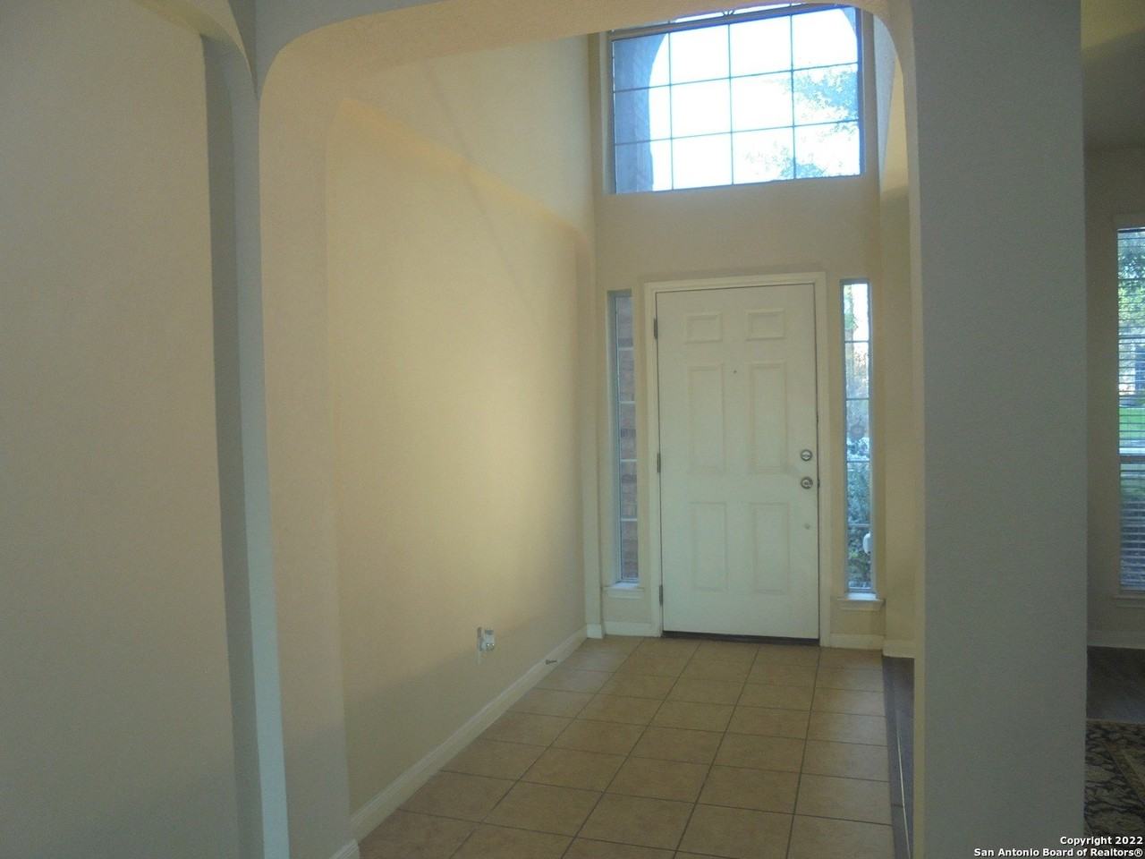 20531 Cliff Park - Photo 5 of 22