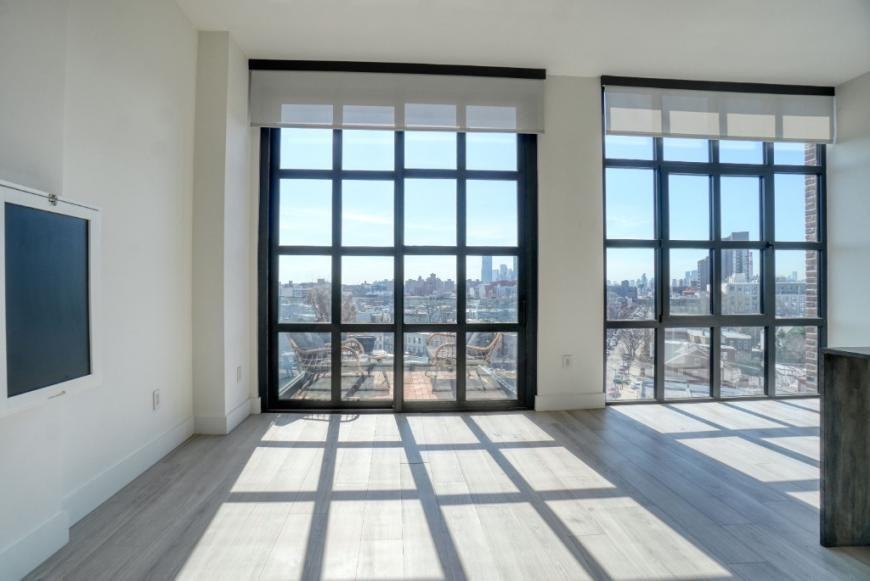 1116 Main Ave - Photo 3 of 10