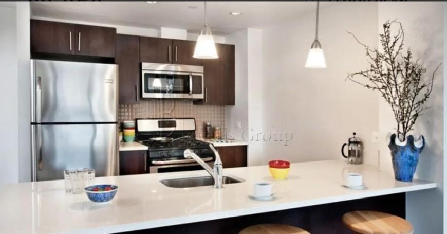 2638 21st St - Photo 3 of 10