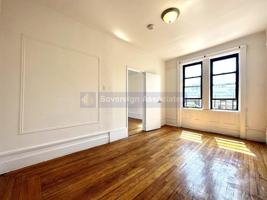 featured image of 121 La Salle St