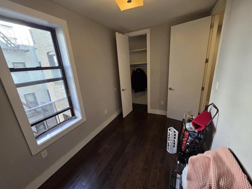 3054 Godwin Ter - Photo 6 of 7