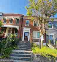 228 Ascot Pl Ne - Photo 1 of 1