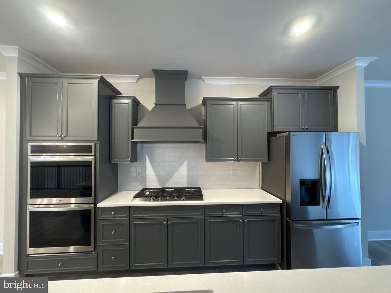 1707 Watercrossing Rd - Photo 2 of 15