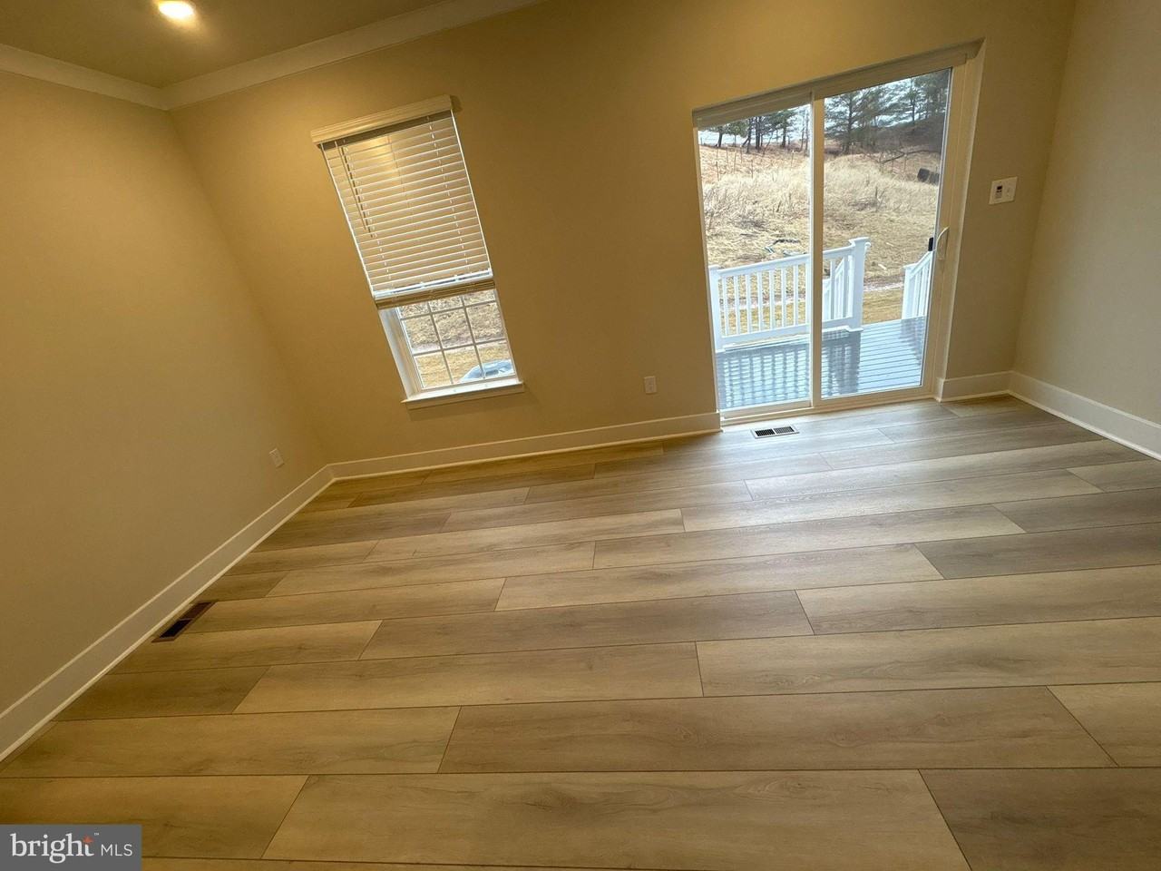 1707 Watercrossing Rd - Photo 5 of 15