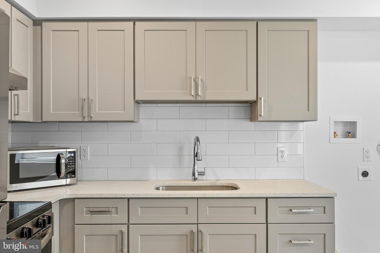 2652 Bridge St - Photo 3 of 31