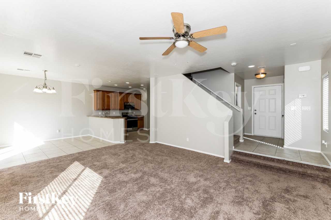 1525 Beams Ave - Photo 3 of 19