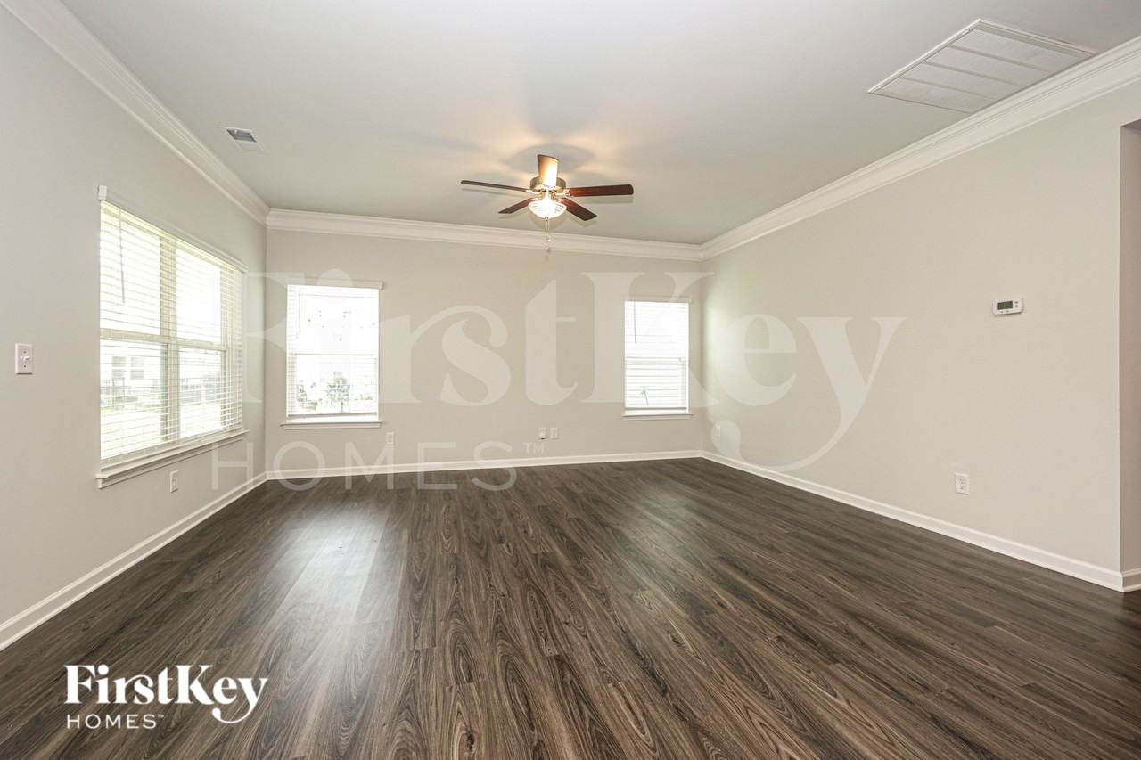 3727 Pelham Wood Dr - Photo 2 of 19