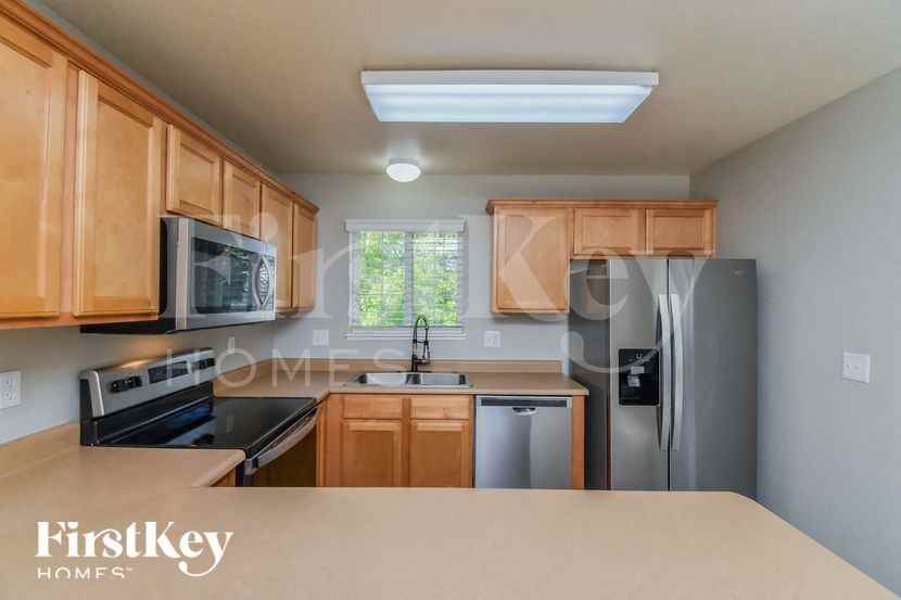 8739 Langford Dr - Photo 6 of 15