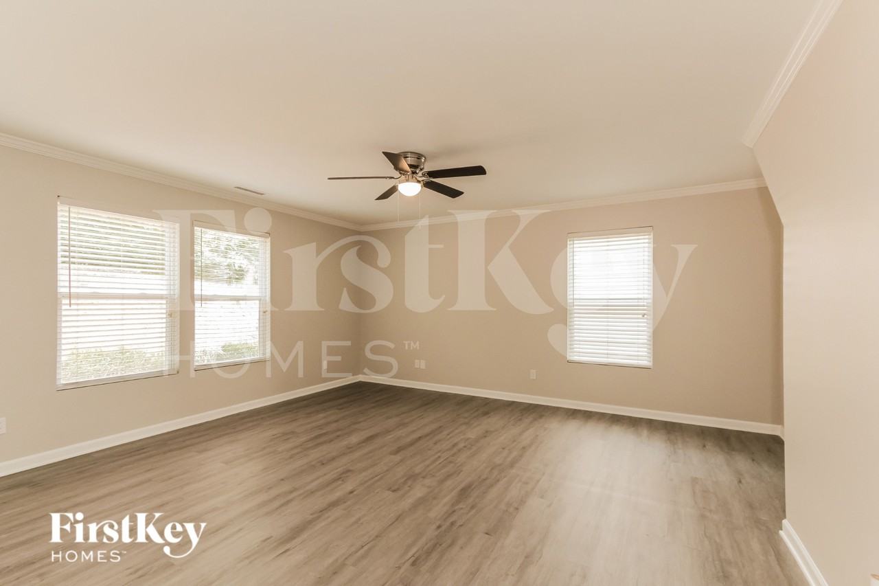 2013 Dunsmore Ln - Photo 4 of 18