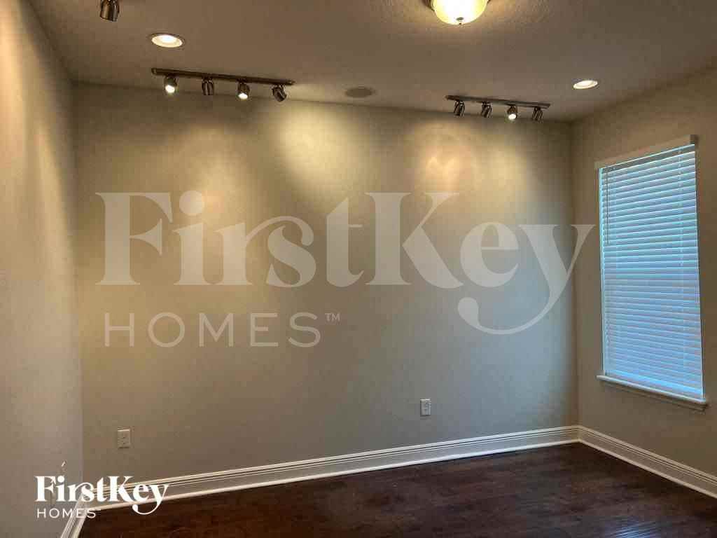 2945 Top Water Way - Photo 5 of 23