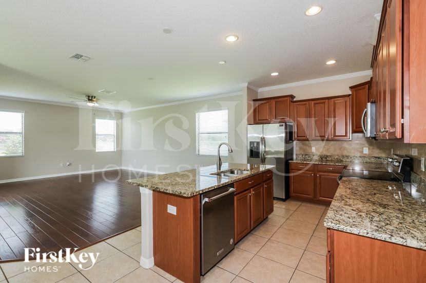 1506 Acadia Harbor Pl - Photo 6 of 16