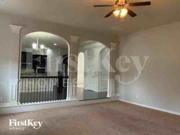 165 Shenandoah Dr - Photo 6 of 14