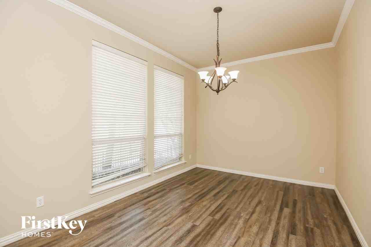 2488 Deer Run - Photo 5 of 15