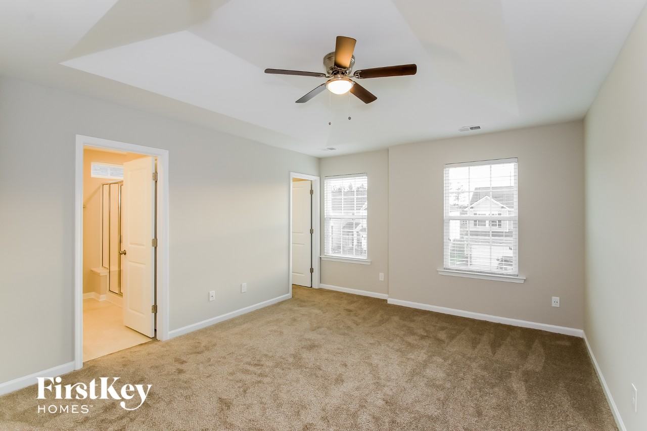 820 Redbud Ln - Photo 7 of 15