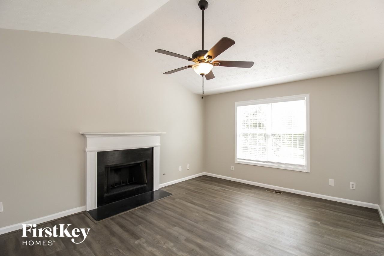 4765 Estuary Cir - Photo 3 of 15