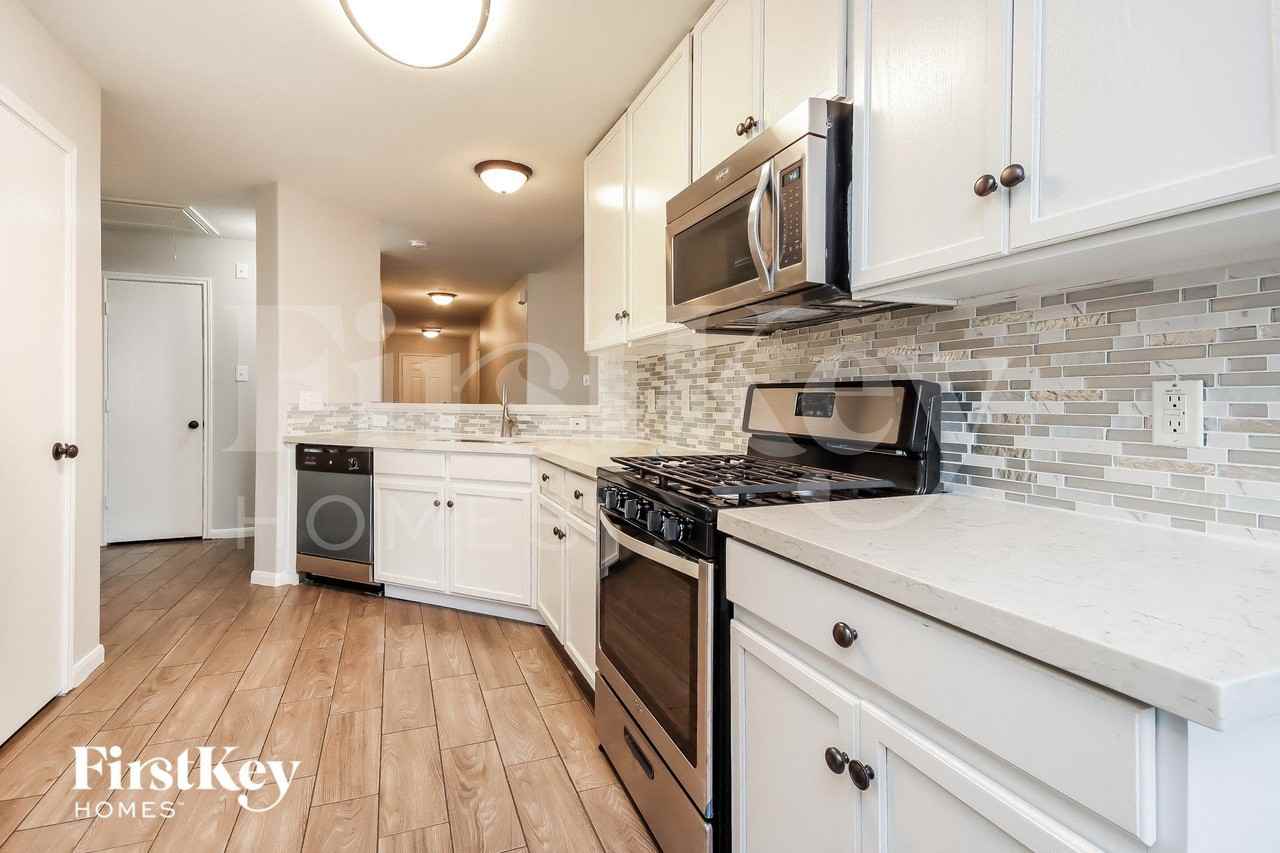 8607 Sorrel Meadows Dr - Photo 6 of 15