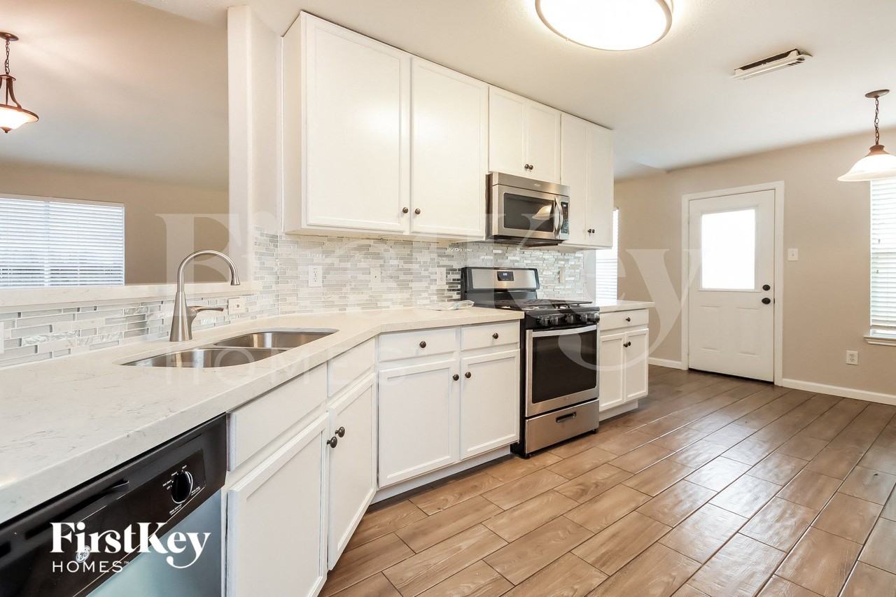 8607 Sorrel Meadows Dr - Photo 7 of 15