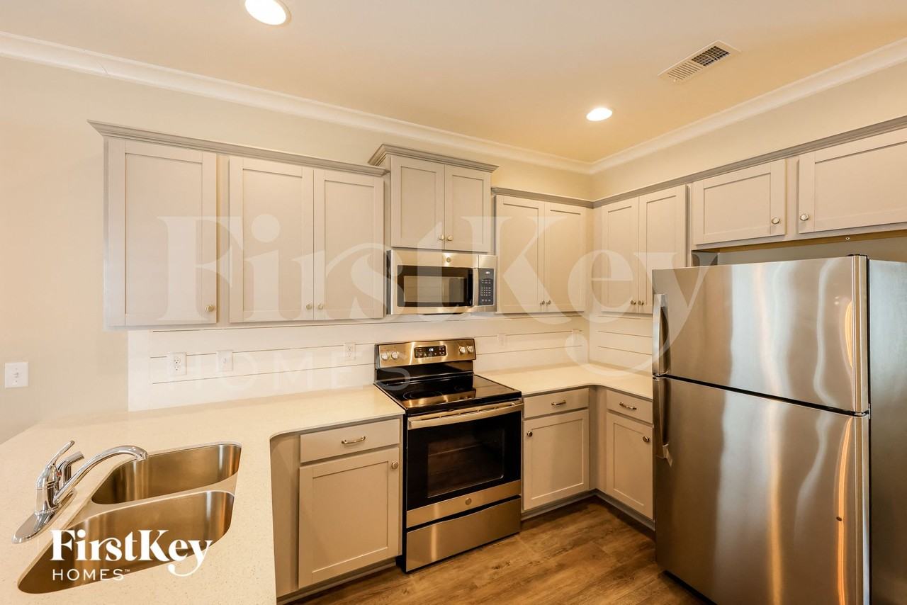 211 Creek Run Way - Photo 6 of 15