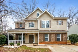 1817 Elizabeth Oaks Ave - Photo 1 of 1