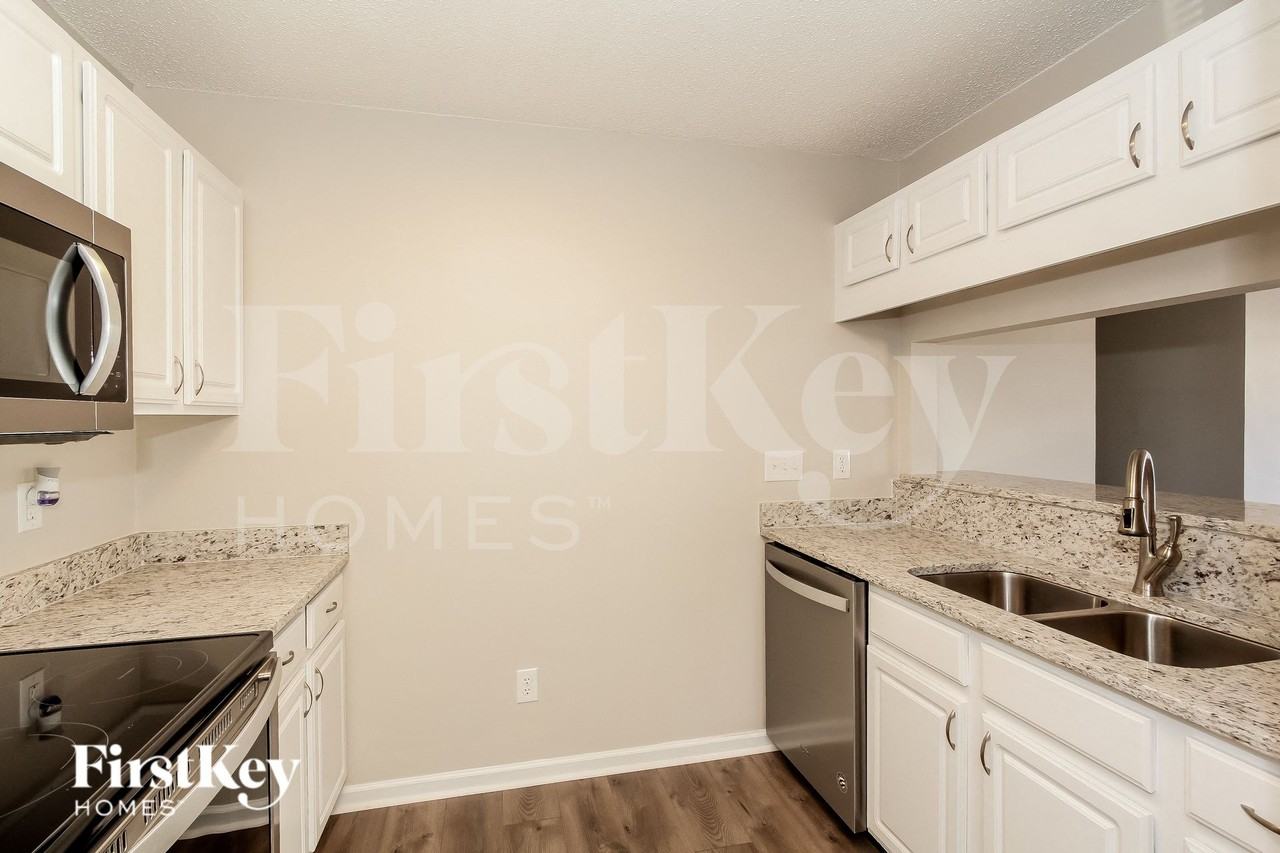 1604 Black Diamond Ct - Photo 7 of 15