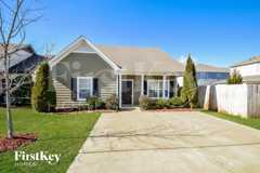 810 Hawthorn Ln - Photo 1 of 1