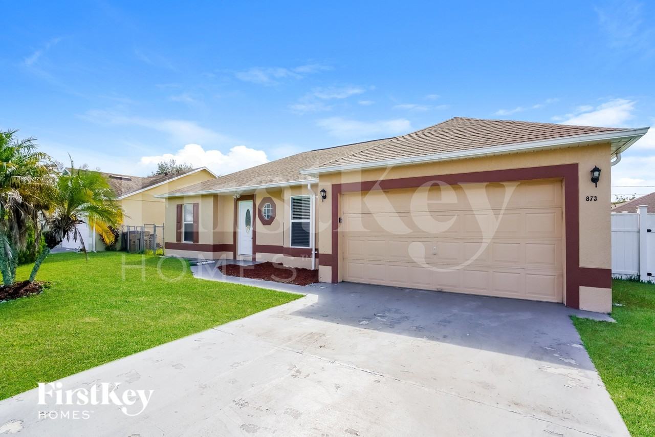 873 Jarnac Dr - Photo 2 of 15