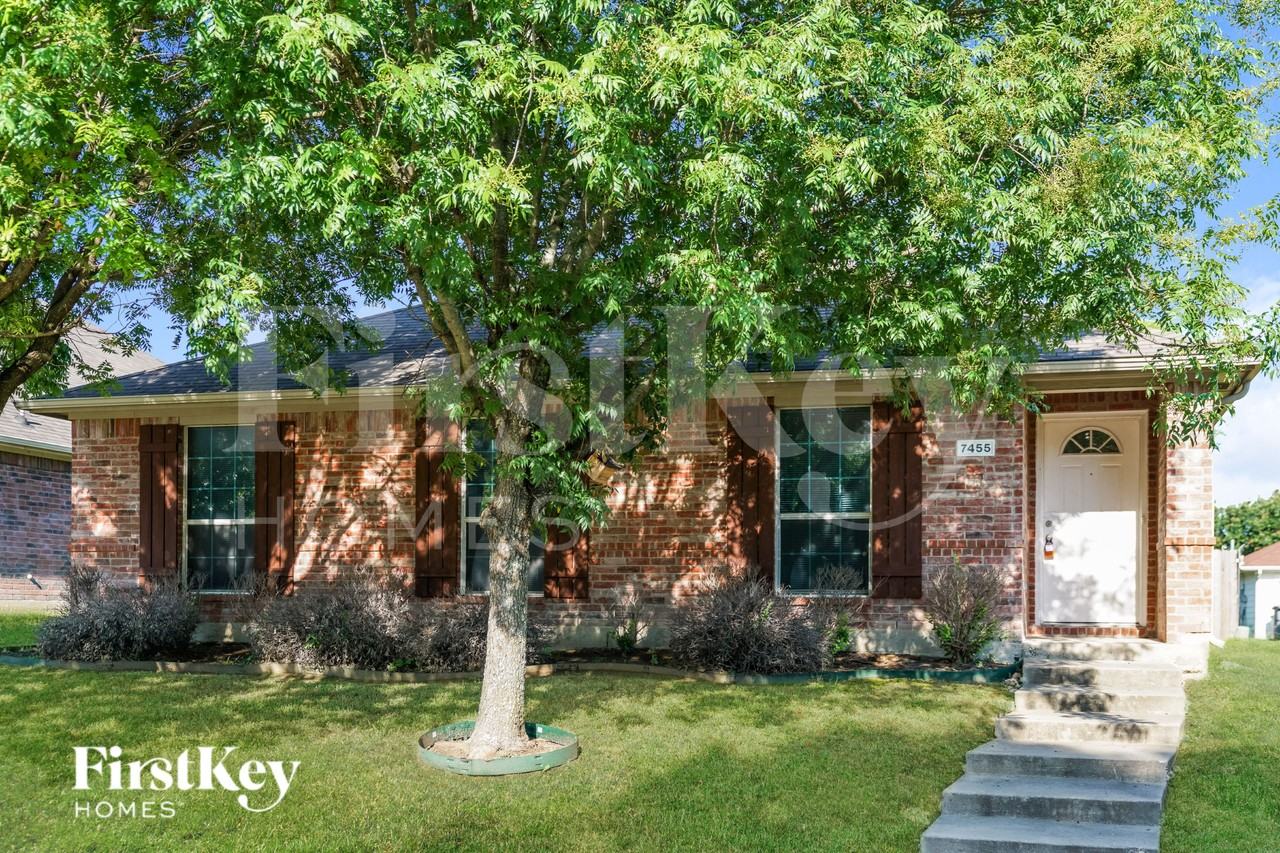 7455 Concordia Ln - Photo 2 of 16