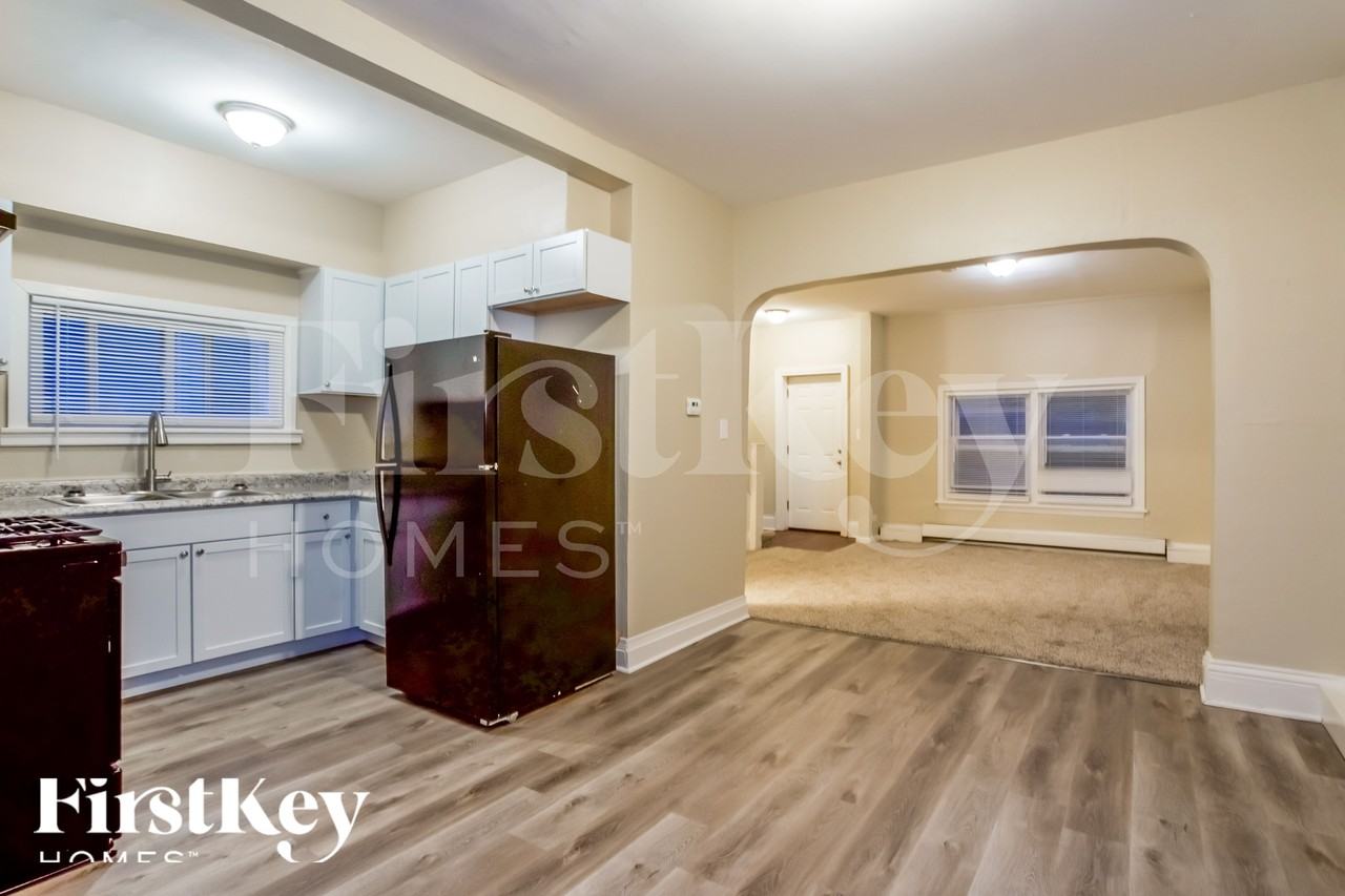 709 Porter St - Photo 6 of 18