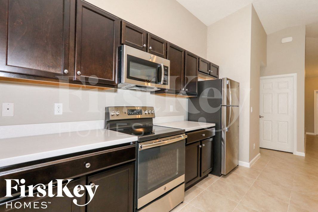 3501 Sw Voyager St - Photo 7 of 15